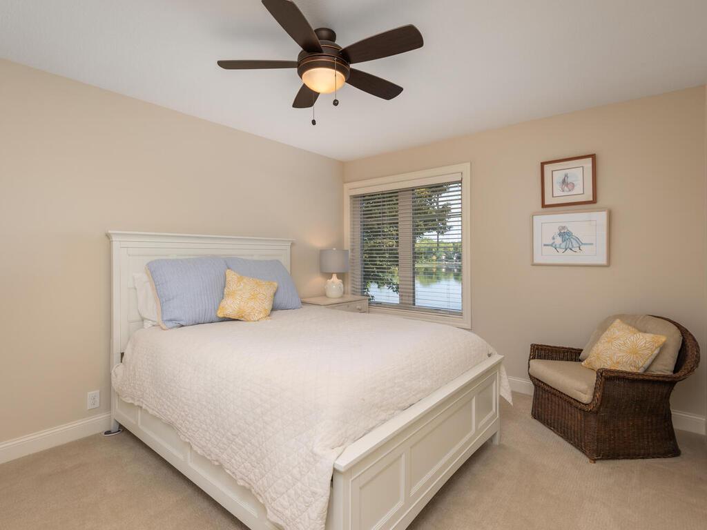 Junior bedroom #1