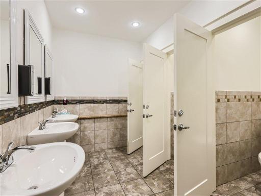 Saint Louis Park, MN 55416