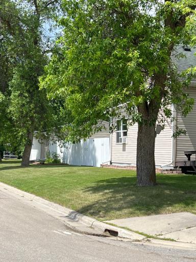 521 1st Avenue SE, Baudette, MN 56623