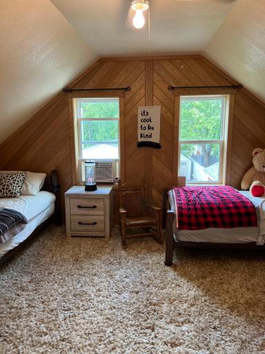 521 1st Avenue SE, Baudette, MN 56623