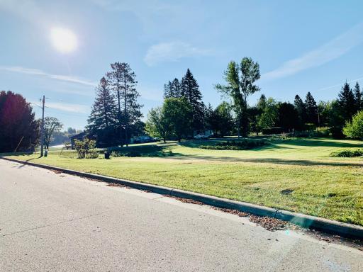 521 1st Avenue SE, Baudette, MN 56623