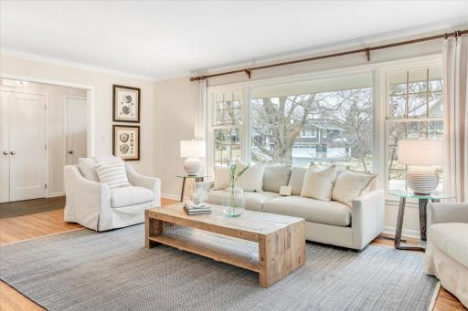 5317 Chantrey Road, Edina, MN 55436