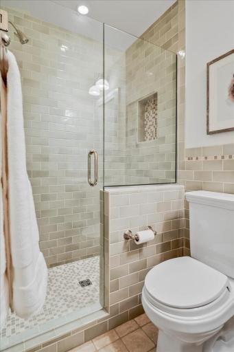 5317 Chantrey Road, Edina, MN 55436