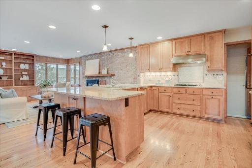 5317 Chantrey Road, Edina, MN 55436