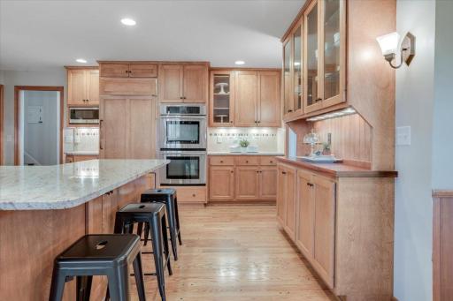 5317 Chantrey Road, Edina, MN 55436