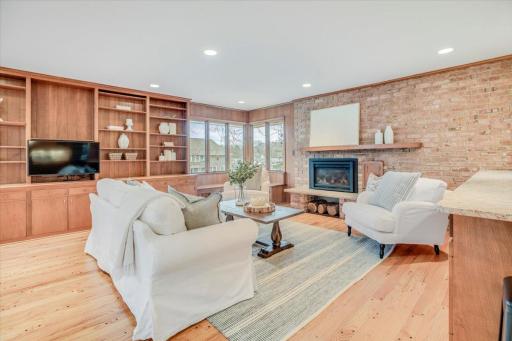 5317 Chantrey Road, Edina, MN 55436