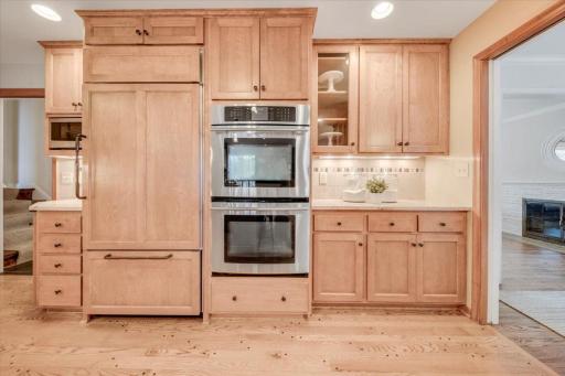 5317 Chantrey Road, Edina, MN 55436