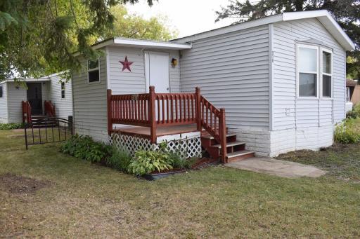 916 Reserve Avenue N, Thief River Falls, MN 56701