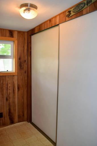 916 Reserve Avenue N, Thief River Falls, MN 56701