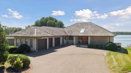 11635 Bass Lake Road, Plymouth, MN 55442