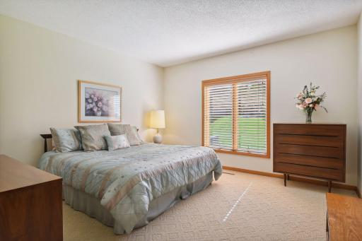 11635 Bass Lake Road, Plymouth, MN 55442