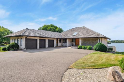 11635 Bass Lake Road, Plymouth, MN 55442