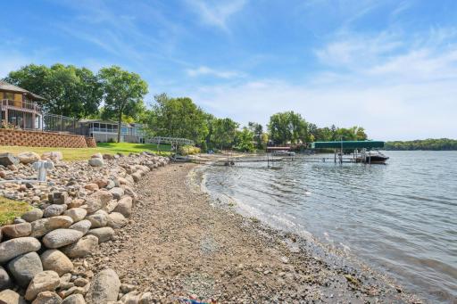 11635 Bass Lake Road, Plymouth, MN 55442