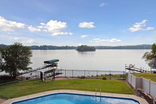 11635 Bass Lake Road, Plymouth, MN 55442