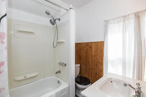 Photo for 305 S Section Avenue, Spring Valley, MN 55975 - Listing #6435441 305 S Section Avenue, Spring Valley, MN 55975