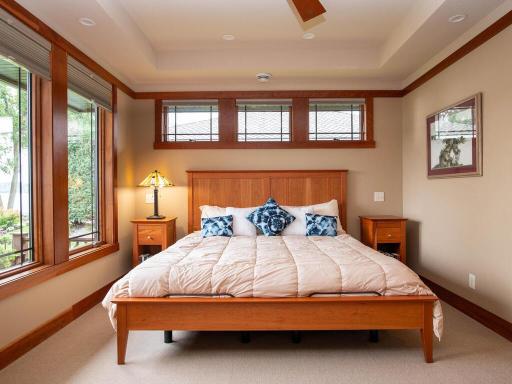 515 Lakeside Drive S, Bayport, MN 55003