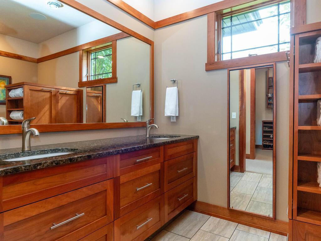 Owners' Ensuite BA