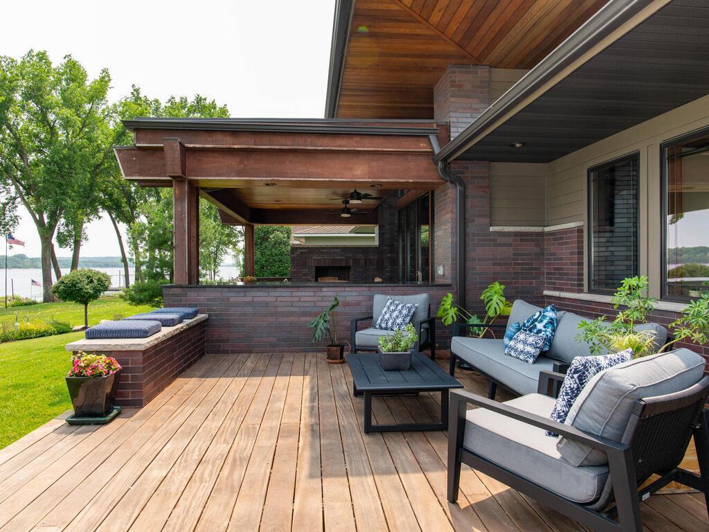 Flexible Entertaining Options