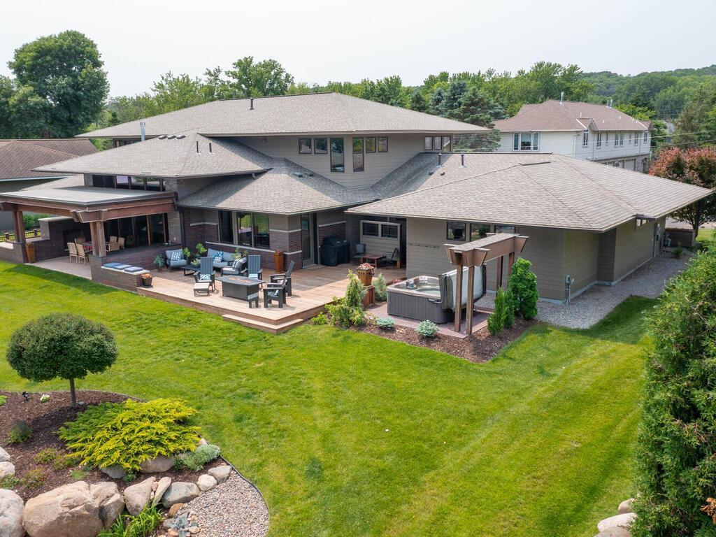 Fantastic Outdoor Entertaining Spaces