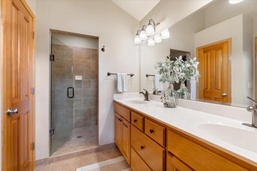 1748 Avocet Lane, Mound, MN 55364