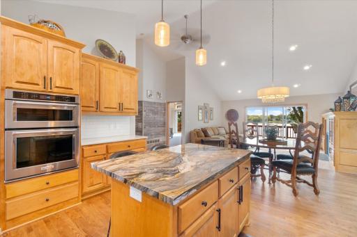 1748 Avocet Lane, Mound, MN 55364