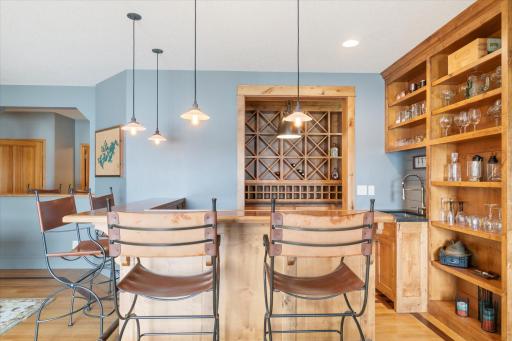 1748 Avocet Lane, Mound, MN 55364