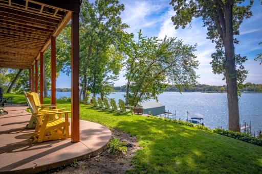1748 Avocet Lane, Mound, MN 55364