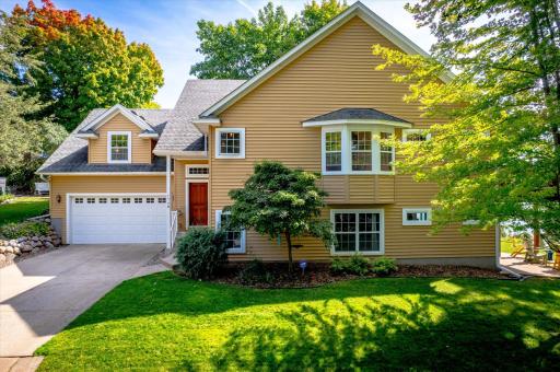 1748 Avocet Lane, Mound, MN 55364