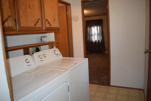 526 Greenwood Street E, Thief River Falls, MN 56701