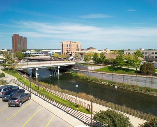 Property Photos-5.jpg