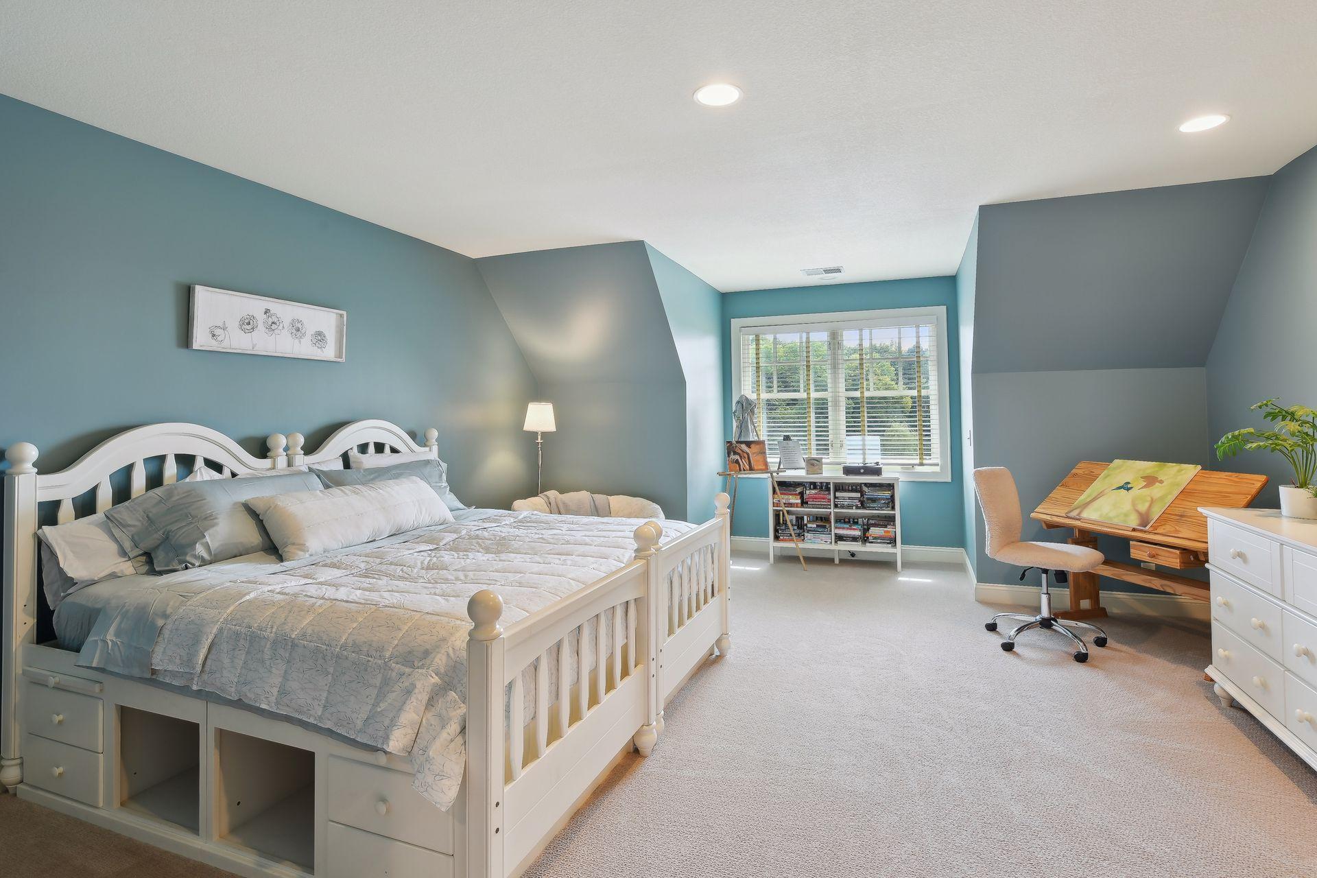 Upper level bedroom with private bathroom