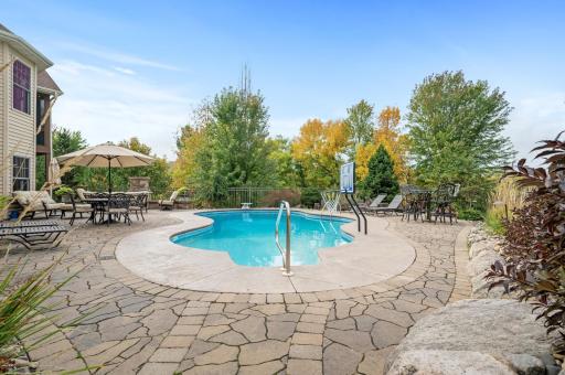 2517 Marsh Point, Victoria, MN 55386