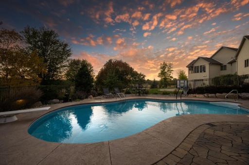 2517 Marsh Point, Victoria, MN 55386