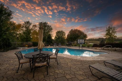 2517 Marsh Point, Victoria, MN 55386