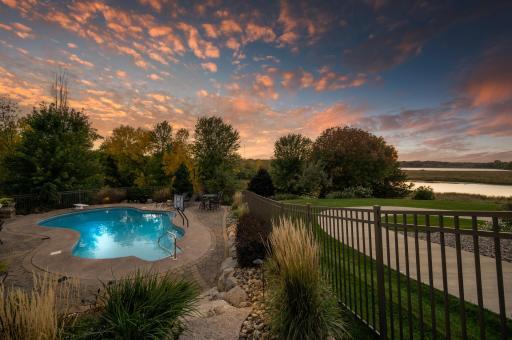 2517 Marsh Point, Victoria, MN 55386