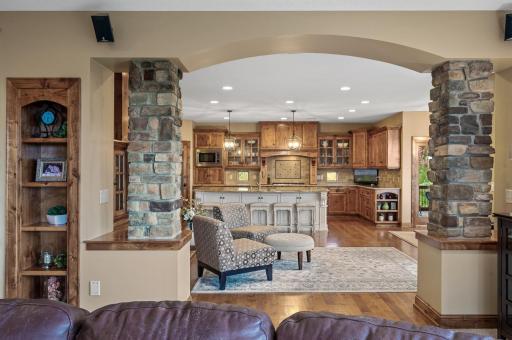 2517 Marsh Point, Victoria, MN 55386