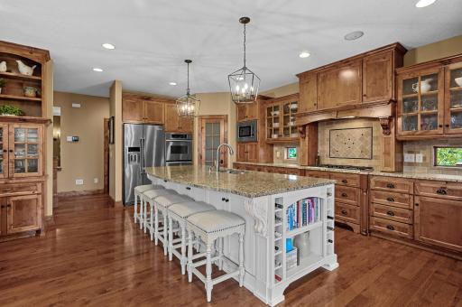 2517 Marsh Point, Victoria, MN 55386