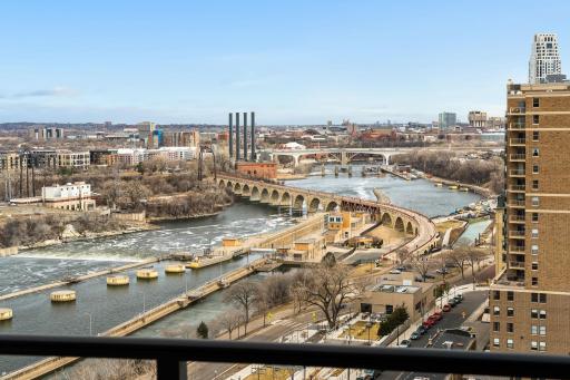 100 3rd Avenue S, 1407, Minneapolis, MN 55401