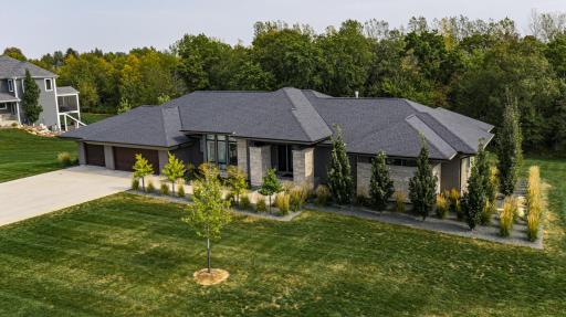 2952 Alderock Lane SW, Rochester, MN 55902