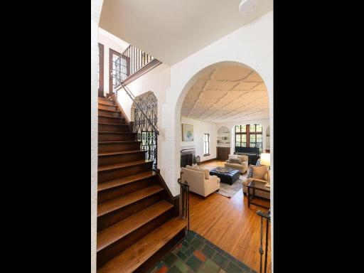 4733 Girard Ave S Minneapolis MN 55419 USA-023-057-022-MLS_Size.jpg