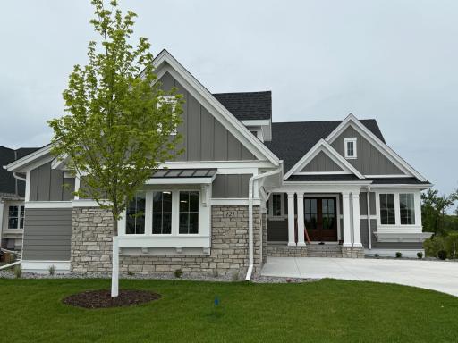 121 Spring Farm Road, North Oaks, MN 55127