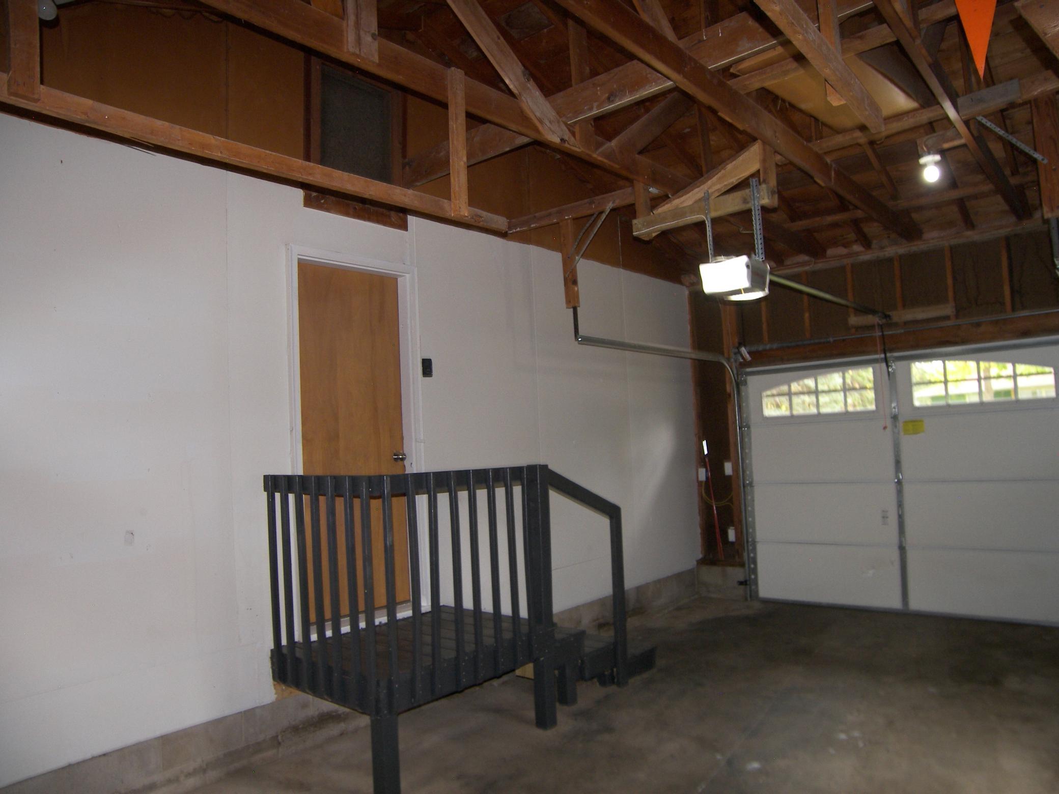 Attached Garage