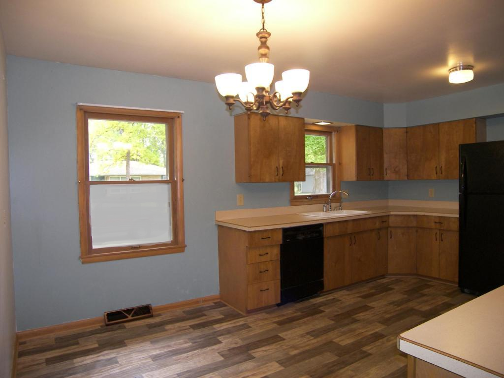 Lots of counter Space & Cabinets