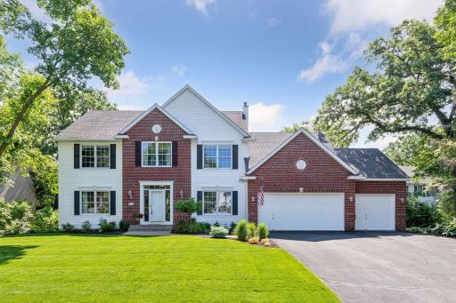 8583 Drake Court, Chanhassen, MN 55317