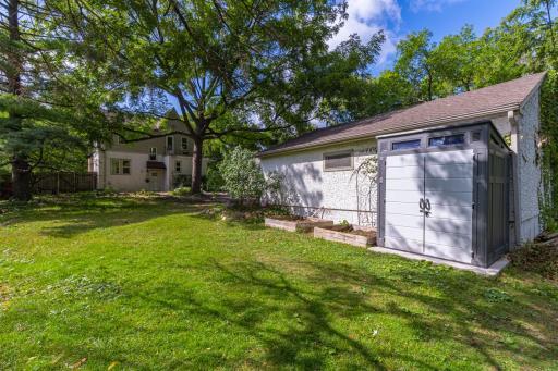 1048 Smith Avenue S, West Saint Paul, MN 55118