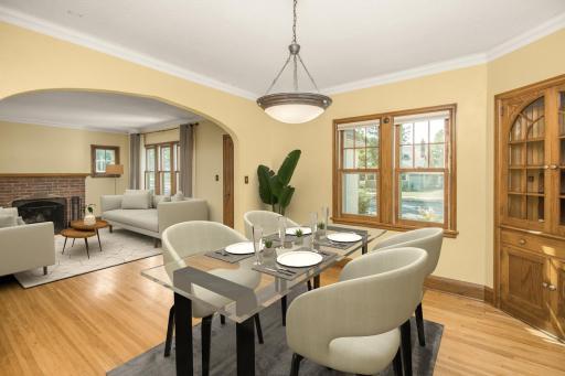 1048 Smith Avenue S, West Saint Paul, MN 55118