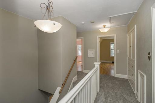 1048 Smith Avenue S, West Saint Paul, MN 55118