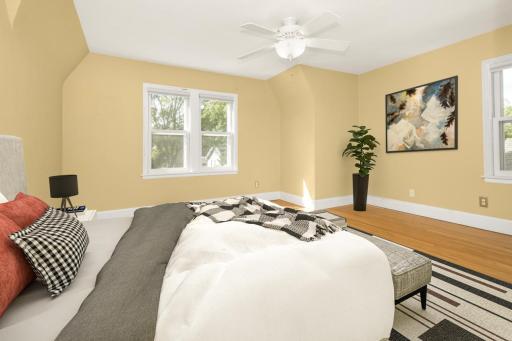 1048 Smith Avenue S, West Saint Paul, MN 55118