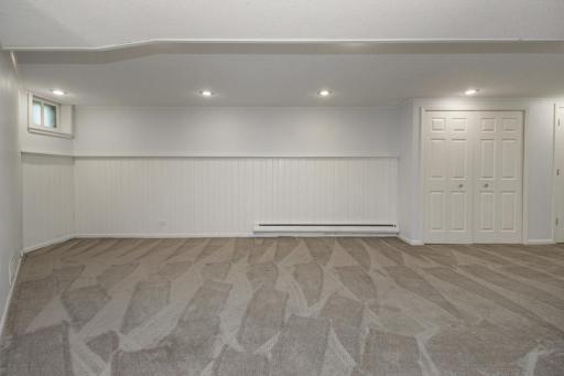 1048 Smith Avenue S, West Saint Paul, MN 55118