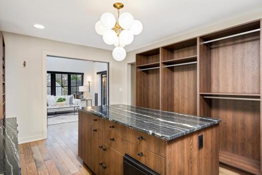 2301 Parklands Road, Saint Louis Park, MN 55416